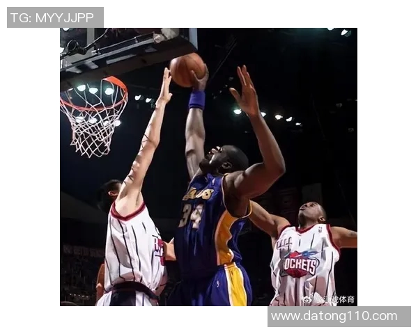 大号艾佛森姚明的篮球传奇与时代交汇的精彩瞬间