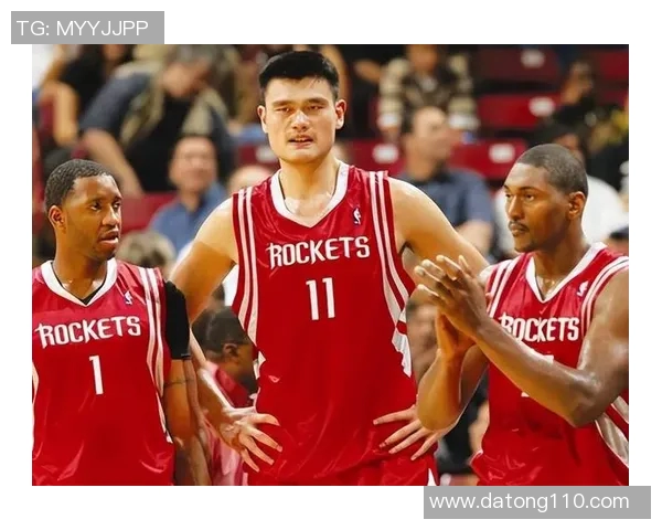 明星们齐聚一堂与姚明亲密互动展现友谊与篮球魅力 明星们齐聚一堂与姚明亲密互动展现友谊与篮球魅力