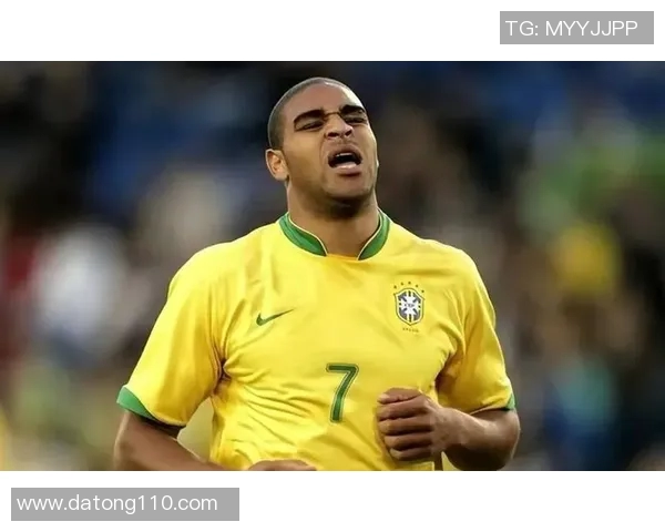 男主角是一位外国足球明星,他在绿茵场上的传奇故事与爱情纠葛 男主角是一位外国足球明星,他在绿茵场上的传奇故事与爱情纠葛